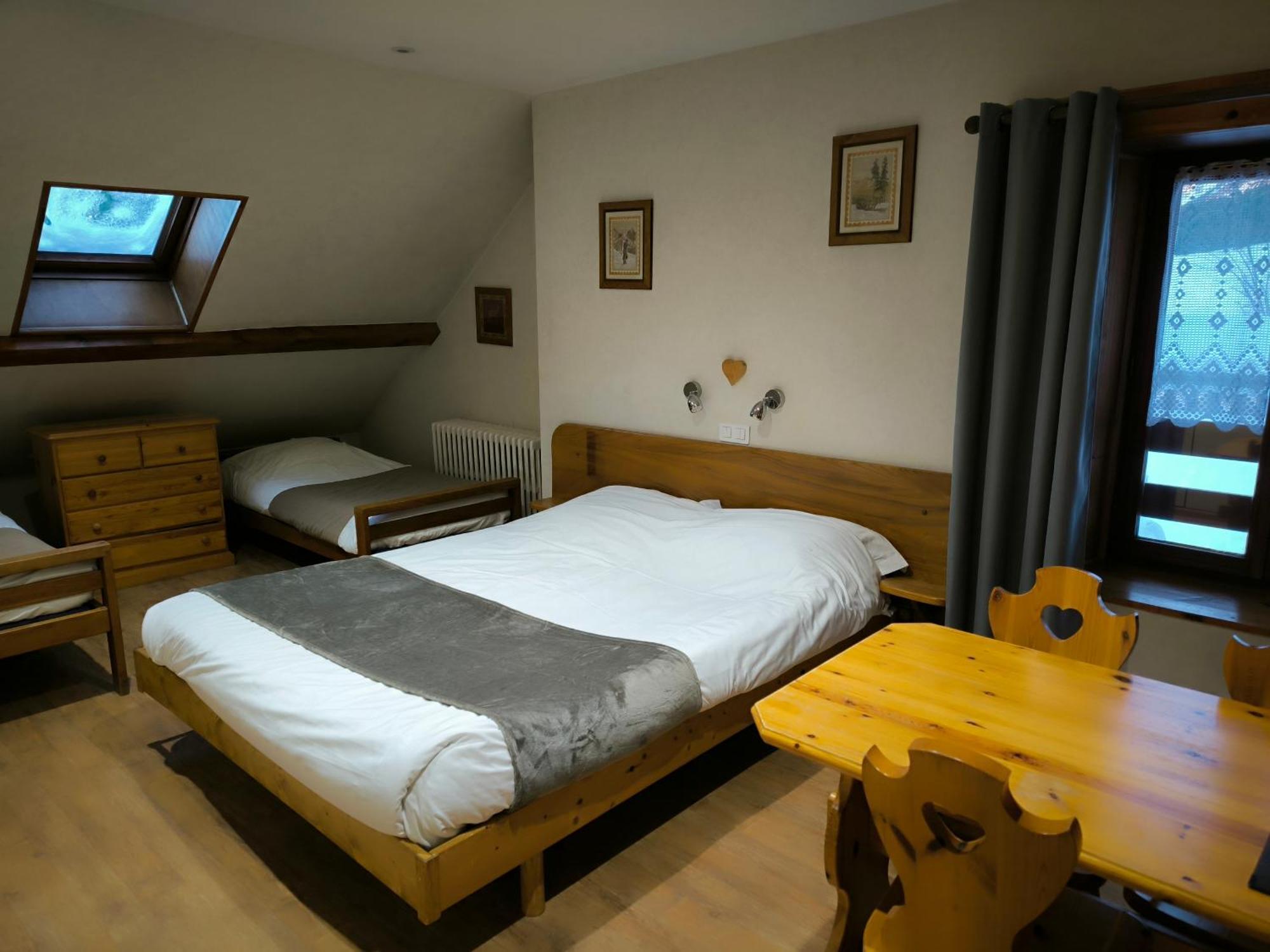Auberge Des Montauds - Hotel & Restaurant Villard-de-Lans Luaran gambar